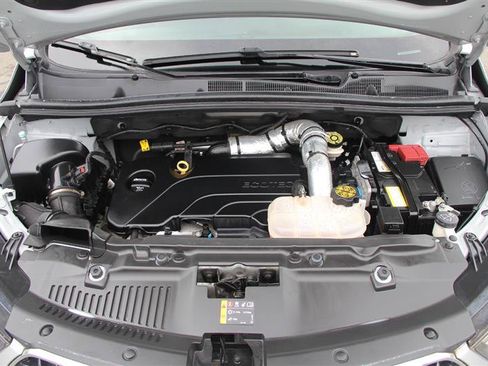 Used 2019 Buick Encore Essence AWD/4WD image 10