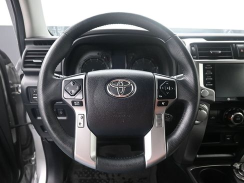 Used 2024 Toyota 4Runner SR5 image 31