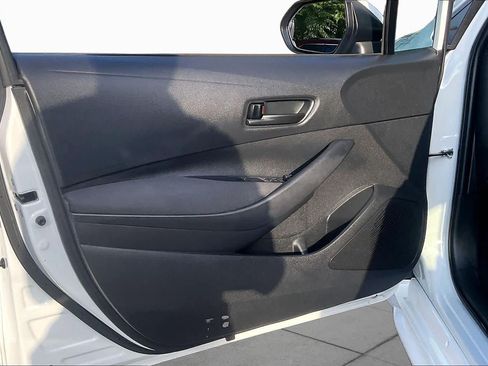 Used 2023 Toyota Corolla LE w/ Carpet Mat Package (TMS) FWD image 19