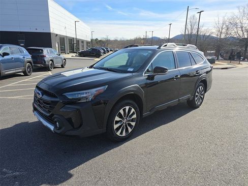 Used 2023 Subaru Outback Limited image 8