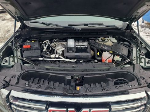 Used 2023 GMC Yukon SLT image 45