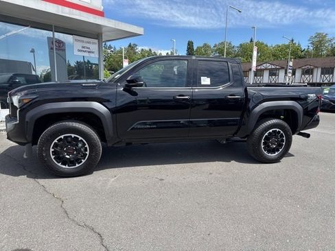 New 2025 Toyota Tacoma TRD Off-Road image 6