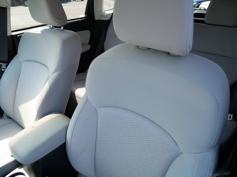 Used 2014 Subaru Forester 2.5i Premium w/ All-Weather Package AWD/4WD image 11