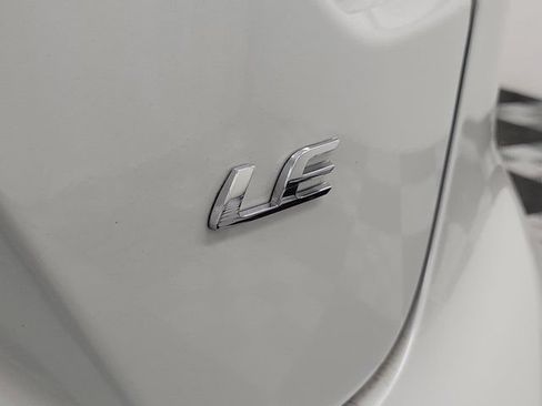 Used 2025 Toyota Corolla LE FWD image 8