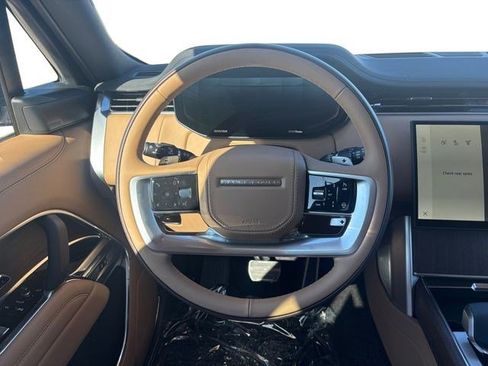 New 2026 Land Rover Range Rover Long Wheelbase SE image 15