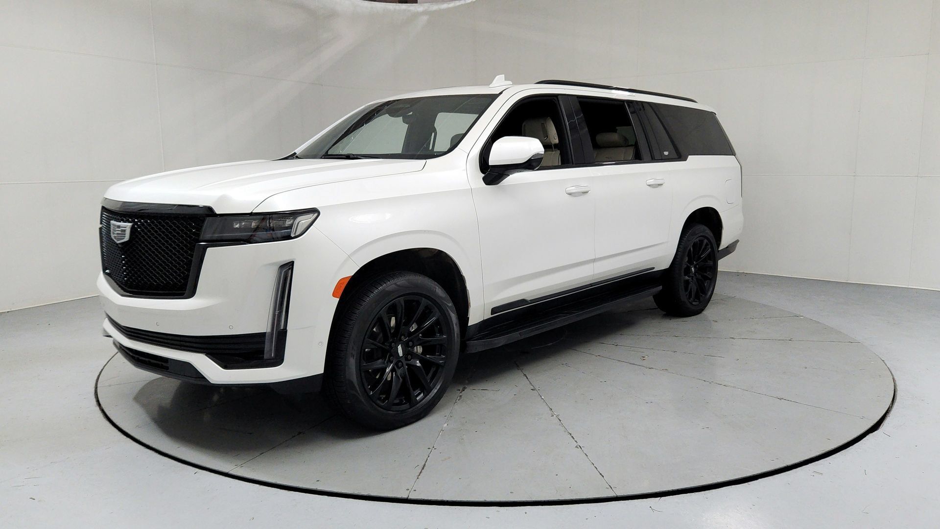 Used 2023 Cadillac Escalade ESV Sport w/ LPO, ONYX Package AWD/4WD image 1