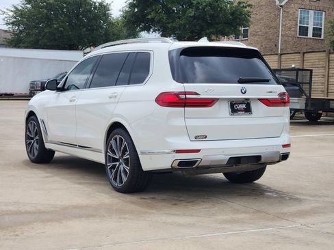 Used 2019 BMW X7 xDrive50i w/ Premium Package AWD/4WD image 3