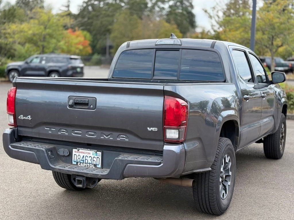 Used 2018 Toyota Tacoma SR w/ SR Convenience Package AWD/4WD image 5