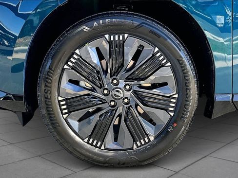 New 2026 Nissan Murano Platinum image 11