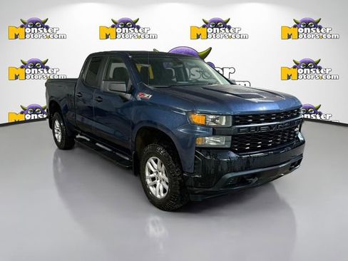 Used 2022 Chevrolet Silverado 1500 W/T w/ WT Value Package image 3