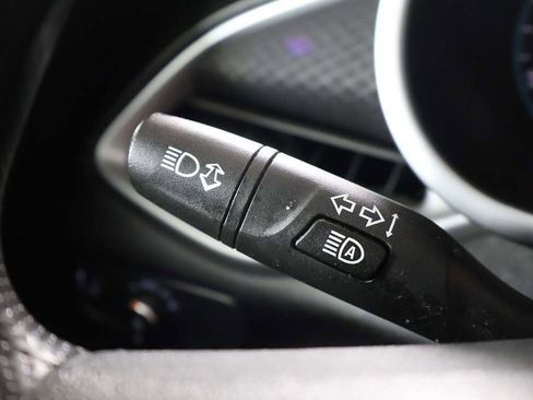Used 2023 Chevrolet Malibu LT FWD image 36