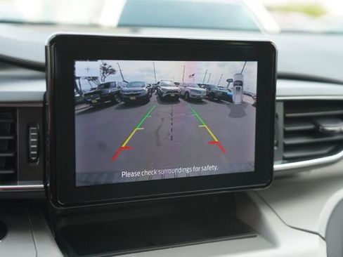 Used 2023 Ford Explorer XLT w/ Equipment Group 202A image 29