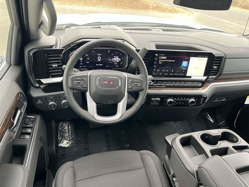 New 2026 GMC Sierra 1500 Elevation AWD/4WD image 11