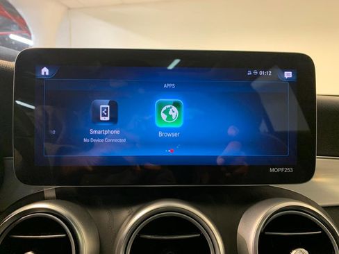 Used 2021 Mercedes-Benz GLC 300 4MATIC w/ Premium Package image 39