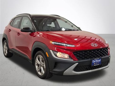 Used 2022 Hyundai Kona SEL w/ Cargo Package AWD/4WD image 7