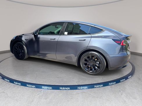 Used 2021 Tesla Model Y Long Range AWD/4WD image 9