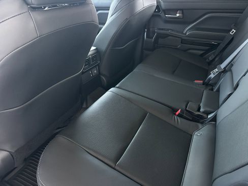 New 2026 Toyota 4Runner Limited AWD/4WD image 11