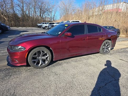 Used 2019 Dodge Charger GT image 2