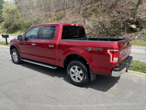Used 2017 Ford F150 XLT w/ Equipment Group 302A Luxury AWD/4WD image 4