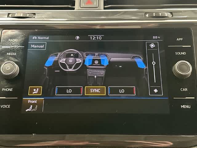 Used 2024 Volkswagen Tiguan SE w/ Panoramic Sunroof Package AWD/4WD image 15