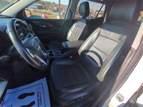 Used 2022 GMC Terrain SLT image 11