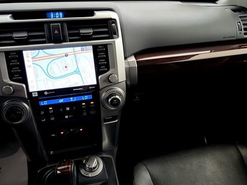 Used 2022 Toyota 4Runner Limited AWD/4WD image 21