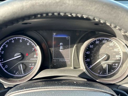 Used 2021 Toyota Camry SE image 30