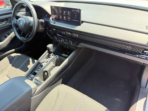 Used 2025 Honda Accord Sport image 17