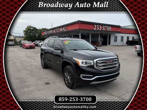 Used 2017 GMC Acadia SLT AWD/4WD image 1