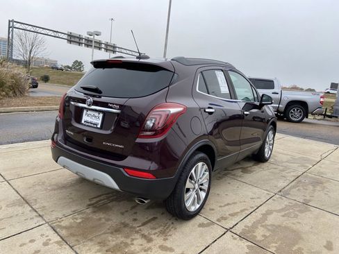 Used 2018 Buick Encore Preferred image 10
