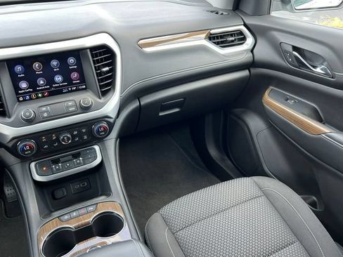 Used 2023 GMC Acadia SLE w/ Driver Convenience Package FWD image 36
