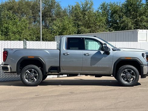 Certified 2026 GMC Sierra 2500 SLE w/ SLE Value Package; image 3