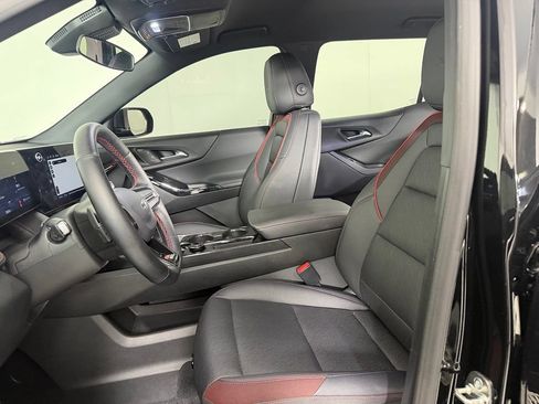 Used 2026 Chevrolet Equinox RS w/ LPO, Floor Liner Package FWD image 17