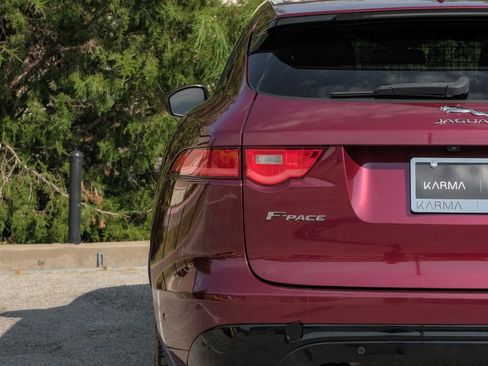 Used 2017 Jaguar F-PACE S image 56