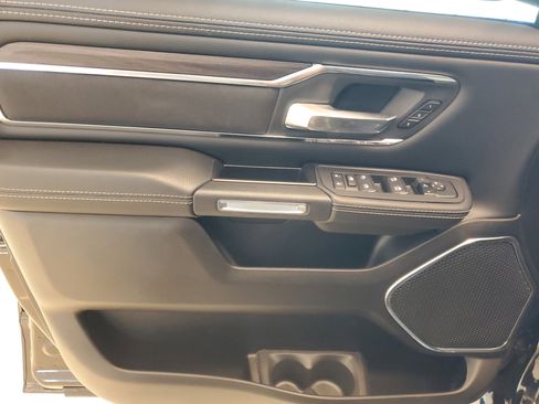 Used 2025 RAM 1500 Laramie image 20