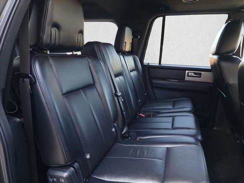 Used 2016 Ford Expedition EL Limited w/ Equipment Group 301A RWD image 18