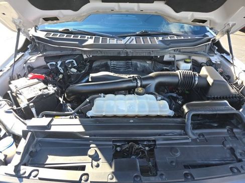 Certified 2022 Ford F150 XLT w/ Equipment Group 302A High image 27