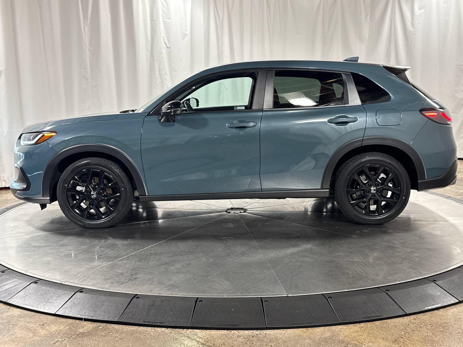 Certified 2024 Honda HR-V Sport image 8