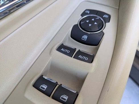 Used 2016 Ford Taurus Limited image 20