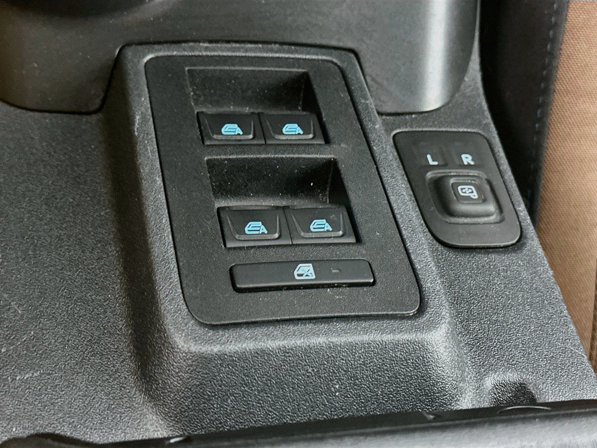 Used 2023 Ford Bronco Outer Banks AWD/4WD image 15
