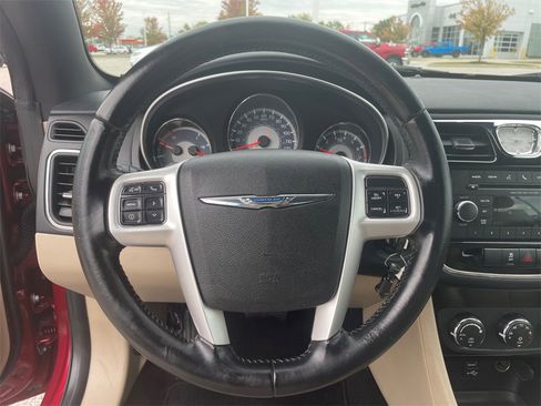 Used 2012 Chrysler 200 Touring image 23