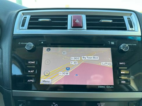 Used 2017 Subaru Outback 2.5i Limited image 18