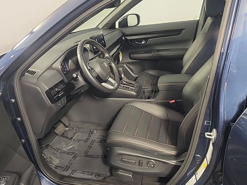 Used 2026 Honda CR-V Sport Touring image 18