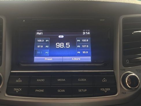 Used 2016 Hyundai Tucson SE w/ Option Group 02 image 20