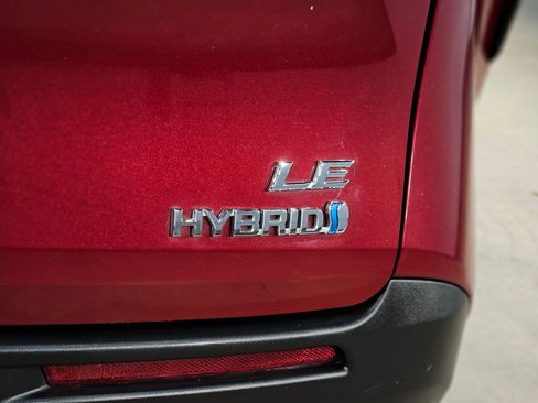 Used 2024 Toyota Sienna LE image 35