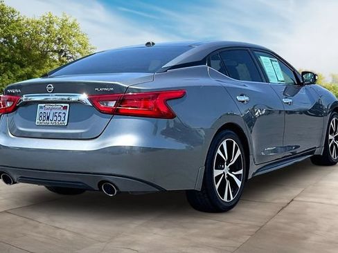 Certified 2017 Nissan Maxima Platinum FWD image 6
