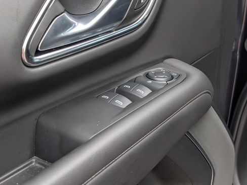 Used 2024 GMC Yukon SLE RWD image 43
