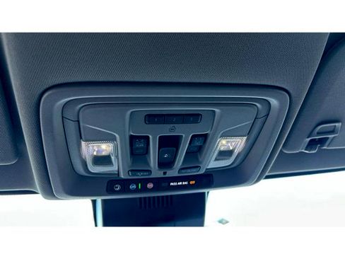Used 2024 GMC Sierra 1500 Denali AWD/4WD image 14