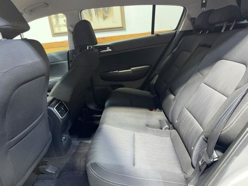 Used 2019 Kia Sportage LX FWD image 21