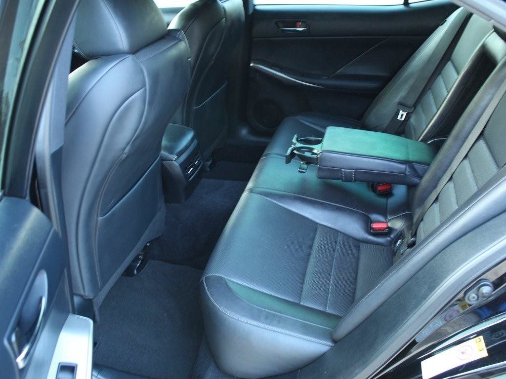 Used 2016 Lexus IS 200t w/ F Sport Package RWD image 17